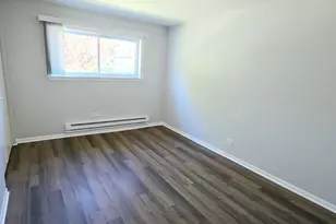 10 Oak Ave, Westmont, IL 60559 - Photo 11