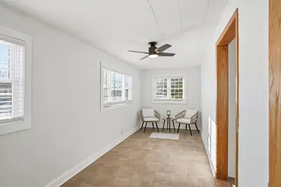 309 W Curtis Street, Grant Park, IL 60940 - Photo 3