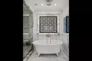 3026 N Lake Shore Dr, Chicago, IL 60657 - Photo 25