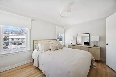 310 Leitch Avenue, La Grange, IL 60525 - Photo 17