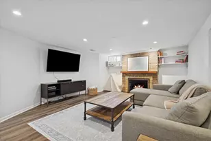 310 Leitch Ave, La Grange, IL 60525 - Photo 21