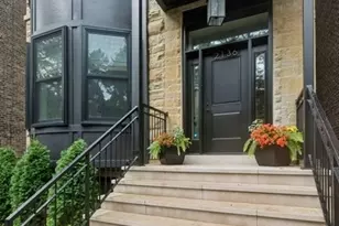 2136 N Cleveland Ave, Chicago, IL 60614 - Photo 3