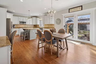 594 S Fairfield Avenue, Elmhurst, IL 60126 - Photo 11