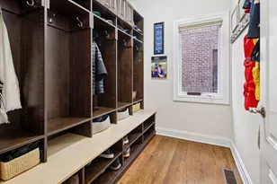 594 S Fairfield Ave, Elmhurst, IL 60126 - Photo 17