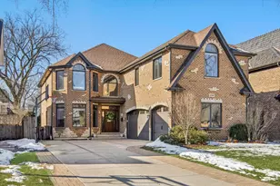 594 S Fairfield Ave, Elmhurst, IL 60126 - Photo 1