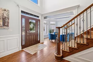 594 S Fairfield Ave, Elmhurst, IL 60126 - Photo 3