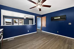 2510 S Birchwood Ave, McHenry, IL 60051 - Photo 9