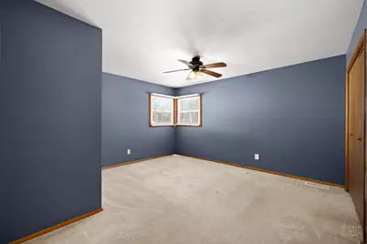 2510 S Birchwood Avenue, McHenry, IL 60051 - Photo 13