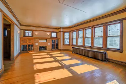 5416 W Cullom Avenue, Chicago, IL 60641 - Photo 5