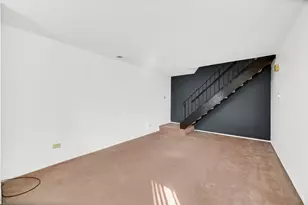 1242 Nova Ct, Wheeling, IL 60090 - Photo 3