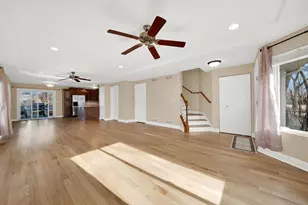 6120 W 98th St, Oak Lawn, IL 60453 - Photo 3