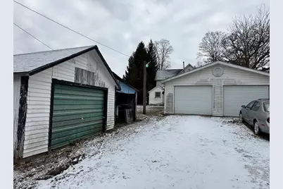 208 Johnson Street, Morrison, IL 61270 - Photo 15