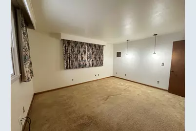 2408 16th Avenue, Sterling, IL 61081 - Photo 21