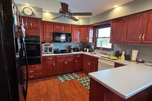 19 Pasadena Dr, Oswego, IL 60543 - Photo 13