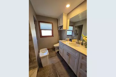 19 Pasadena Drive, Oswego, IL 60543 - Photo 9