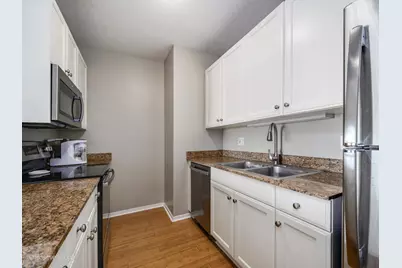400 N Lasalle Drive #2312, Chicago, IL 60654 - Photo 7