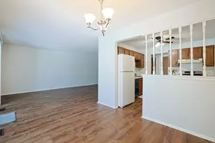 600 Stone Cir Ct, Schaumburg, IL 60194 - Photo 9