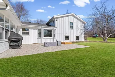 19 Golfview Lane, Lake Barrington, IL 60010 - Photo 27