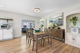 19 Golfview Ln, Lake Barrington, IL 60010 - Photo 5