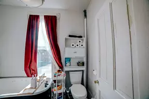 128 W Mulberry St, Watseka, IL 60970 - Photo 29