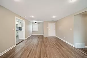 7949 Newland Ave, Burbank, IL 60459 - Photo 21