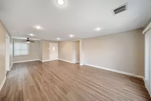 7949 Newland Ave, Burbank, IL 60459 - Photo 5