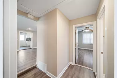 7949 Newland Avenue, Burbank, IL 60459 - Photo 13