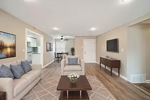 7949 Newland Ave, Burbank, IL 60459 - Photo 3