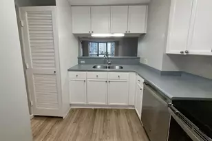 195 N Harbor Dr, Chicago, IL 60601 - Photo 5
