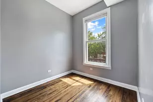 2302 N Hamlin Ave, Chicago, IL 60647 - Photo 23