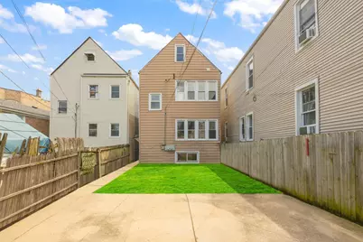 2302 N Hamlin Avenue, Chicago, IL 60647 - Photo 33