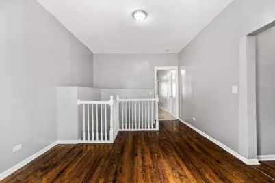 2302 N Hamlin Avenue, Chicago, IL 60647 - Photo 3