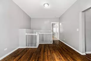 2302 N Hamlin Ave, Chicago, IL 60647 - Photo 3