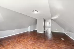 2302 N Hamlin Ave, Chicago, IL 60647 - Photo 29