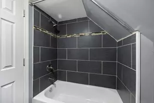 2302 N Hamlin Ave, Chicago, IL 60647 - Photo 27