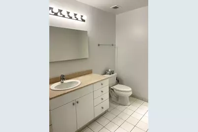 8 E Randolph Street #2307, Chicago, IL 60601 - Photo 13