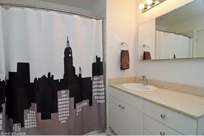 8 E Randolph Street #2307, Chicago, IL 60601 - Photo 11