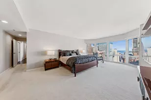 100 E Huron St, Chicago, IL 60611 - Photo 17