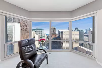 100 E Huron Street #2004, Chicago, IL 60611 - Photo 19
