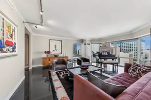 100 E Huron St, Chicago, IL 60611 - Photo 7