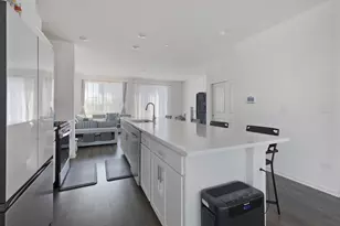 2251 Parkside Dr, Schaumburg, IL 60173 - Photo 5