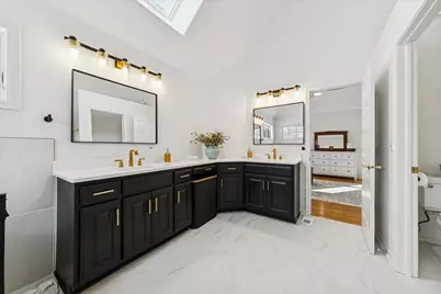 [Address not provided], South Elgin, IL 60177 - Photo 19