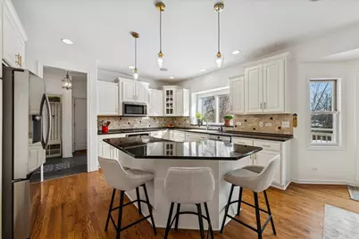 [Address not provided], South Elgin, IL 60177 - Photo 5