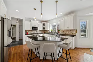 [Address not provided], South Elgin, IL 60177 - Photo 5