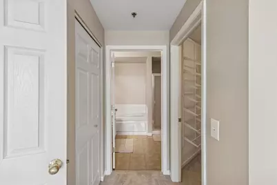 3100 Town Square Drive #308, Rolling Meadows, IL 60008 - Photo 9