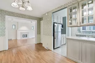 2534 30th St, Rock Island, IL 61201 - Photo 9