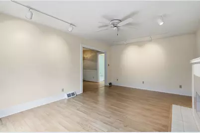 2534 30th Street, Rock Island, IL 61201 - Photo 5