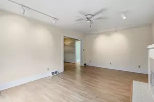 2534 30th St, Rock Island, IL 61201 - Photo 5