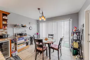 341 Crandon Ave, Calumet City, IL 60409 - Photo 21