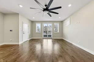 3914 S King Dr, Chicago, IL 60653 - Photo 11